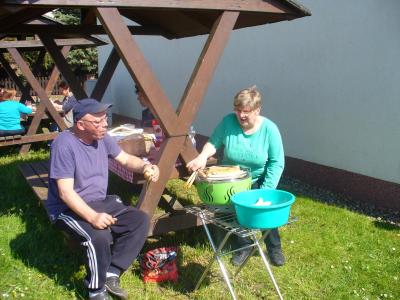 Bei Bratwurst, und  (Bild vergr&ouml;&szlig;ern)