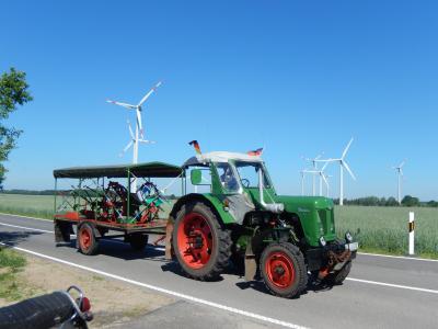 Foto des Albums: Treckertreffen mit Ausfahrt und Dorffest in Söllenthin