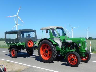 Foto des Albums: Treckertreffen mit Ausfahrt und Dorffest in Söllenthin