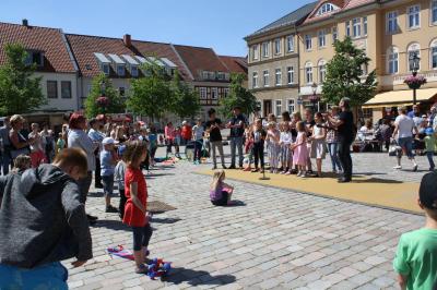 Foto des Albums: Kinder- und Familientag auf dem Wittstocker Marktplatz (01.06.2017)