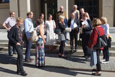Foto des Albums: Besuch im Auswärtigen Amt