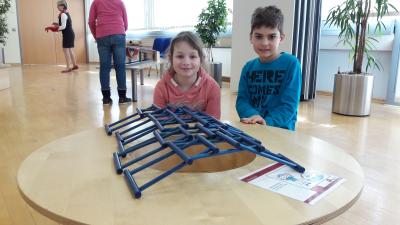 Foto des Albums: Kl. 1 und 2 zu Besuch im Minimathematikum der Sparkasse ABG