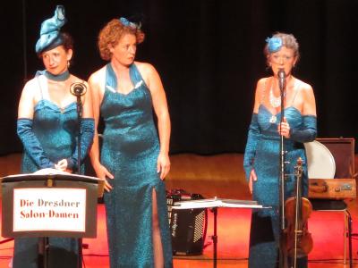 Foto des Albums: Pfingstsonntag-Konzert: Dresdner Salondamen