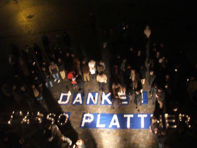Foto des Albums: Danke-Schön-Demo für Hasso Plattner! (10.12.2007)