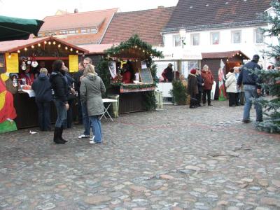 Foto des Albums: Uebigauer Weihnachtsmarkt 2007 (01. 12. 2007)