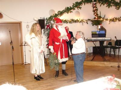 Foto des Albums: Weihnachtsfeier im Dorfgemeinschaftshaus Raduhn (15. 12. 2007)
