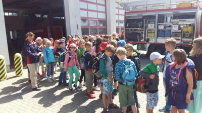 Foto des Albums: Besuch bei der Feuerwehr zum Kindertag