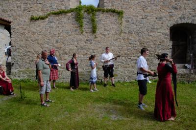 Armbrustschießen  (Bild vergrößern)