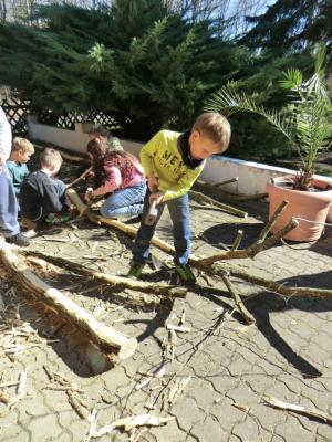 Foto des Albums: Eltern helfen in unserer Kita