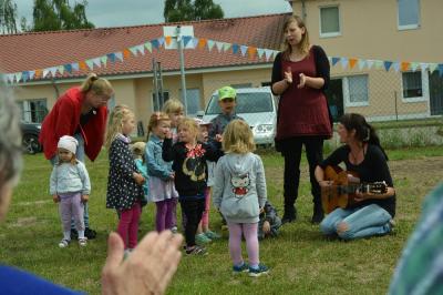 Foto des Albums: Multifunktionale  Plätze in Sadenbeck und Wilmersdorf