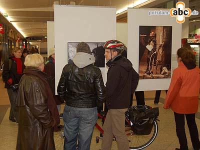 Foto des Albums: Eröffnung der  WORLD PRESS PHOTO 07 in den Bahnhofspassagen - Serie 2 (10.01.2008)