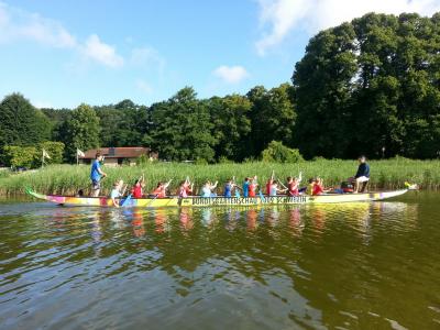 Foto des Albums: Drachenbootrennen der 4. Klassen