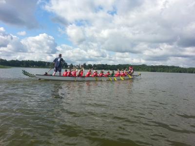 Foto des Albums: Drachenbootrennen der 4. Klassen