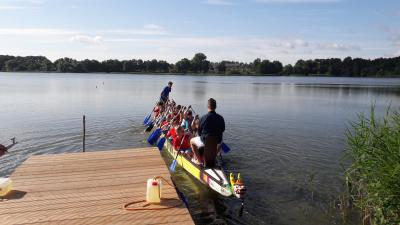Foto des Albums: Drachenbootrennen der 4. Klassen