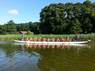 Foto des Albums: Drachenbootrennen der 4. Klassen