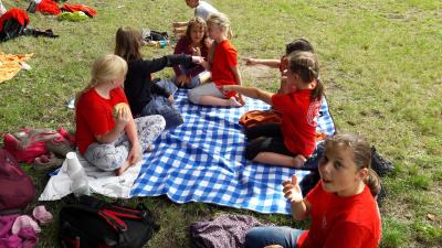 Foto des Albums: Drachenbootrennen der 4. Klassen