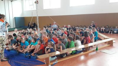 Foto des Albums: Verabschiedung der 4. Klassen