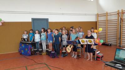 Foto des Albums: Verabschiedung der 4. Klassen