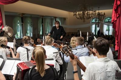 Foto des Albums: Großer Auftritt zum Schuljahresausklang