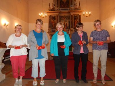 Foto des Albums: Schuljahresabschluss und Verabschiedung Frau Brox