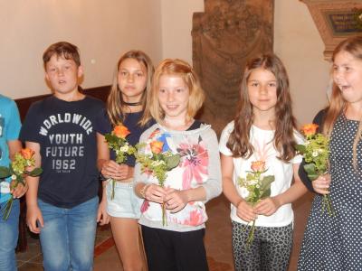 Foto des Albums: Schuljahresabschluss und Verabschiedung Frau Brox