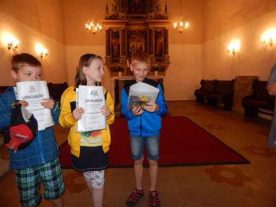 Foto des Albums: Schuljahresabschluss und Verabschiedung Frau Brox