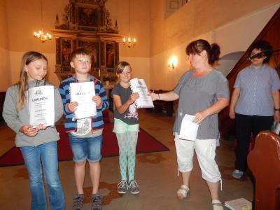 Foto des Albums: Schuljahresabschluss und Verabschiedung Frau Brox