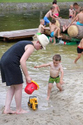Foto des Albums: Eröffnung Schwimmbad in Gehren
