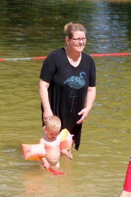 Foto des Albums: Eröffnung Schwimmbad in Gehren