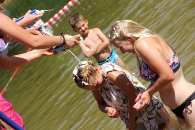 Foto des Albums: Eröffnung Schwimmbad in Gehren