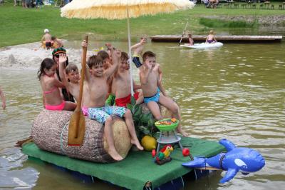 Foto des Albums: Eröffnung Schwimmbad in Gehren