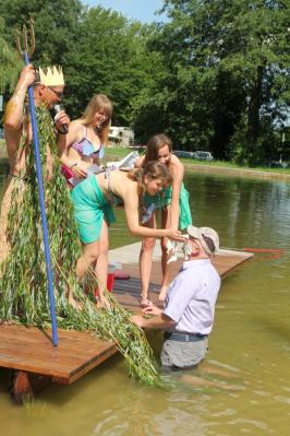 Foto des Albums: Eröffnung Schwimmbad in Gehren