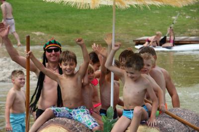 Foto des Albums: Eröffnung Schwimmbad in Gehren