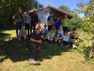 Foto des Albums: Ferienprogramm 2017 - Mit dem Jäger in den Wald