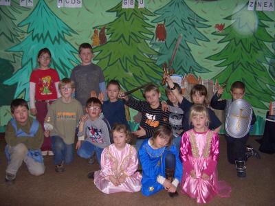 Foto des Albums: Ritterprojekt in der Grundschule, Klassen 1. und 2 (29. 01. 2008)