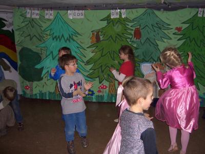 Foto des Albums: Ritterprojekt in der Grundschule, Klassen 1. und 2 (29. 01. 2008)