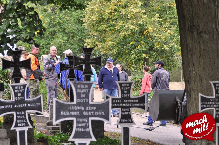 Bild: mach mit! - Bürgerengagement auf dem Friedhof Alsenz am 09.09.2017