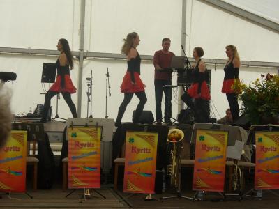 Donegals Irish Dance  (Bild vergr&ouml;&szlig;ern)