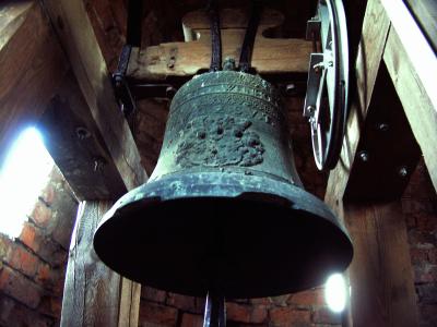 Glocke mit Wappen der Grafen zu Solms Sonnenwalde  (Bild vergr&ouml;&szlig;ern)