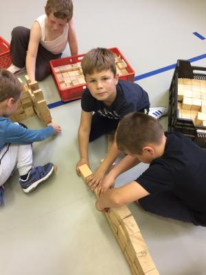 Foto des Albums: "Mach mit - Machs nach - Machs besser" in Mühlberg mit Ferienkindern aus den Städten Mühlberg und Falkenberg (24. 10. 2017)