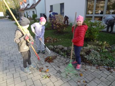 Foto des Albums: Arbeitseinsatz in Schule und Hort (04.11.2017)