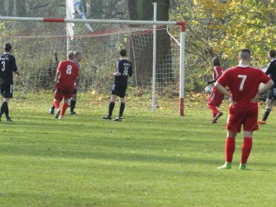 Foto des Albums: Häsener SV II - FC Falkenthaler Füchse II
