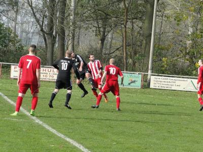 Foto des Albums: Häsener SV II - FC Falkenthaler Füchse II