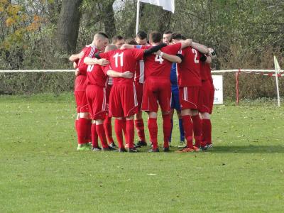 Foto des Albums: Häsener SV II - FC Falkenthaler Füchse II
