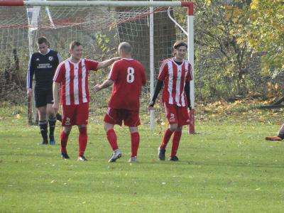 Foto des Albums: Häsener SV II - FC Falkenthaler Füchse II
