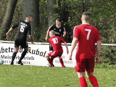 Foto des Albums: Häsener SV II - FC Falkenthaler Füchse II