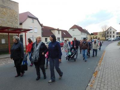 Foto des Albums: Herbstumzug Kita "Seelandsterne" OT Schadeleben