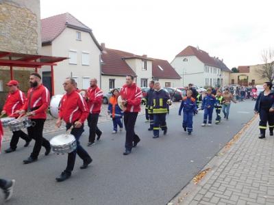 Foto des Albums: Herbstumzug Kita "Seelandsterne" OT Schadeleben