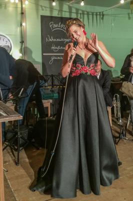 Foto des Albums: Naheweinkönigin Pauline