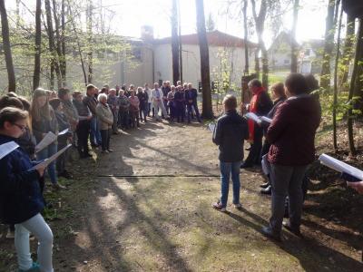 Foto des Albums: Kreuzweg zur Kapelle am Karfreitag